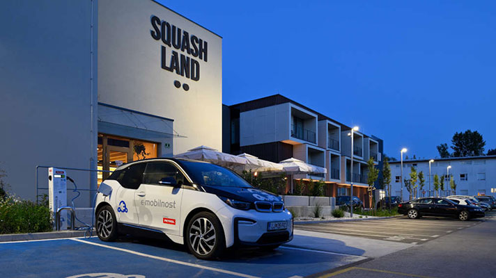 Sportski centar Squashland, Ljubljana: preplitanje održivih pristupa